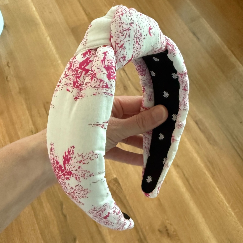 LELE SADOUGHI Rose Toile Knotted Headband *NWOT*